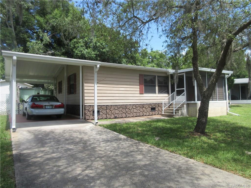 home for sale at 2304 N Loma Point, Hernando, FL 34442 in Las Brisas