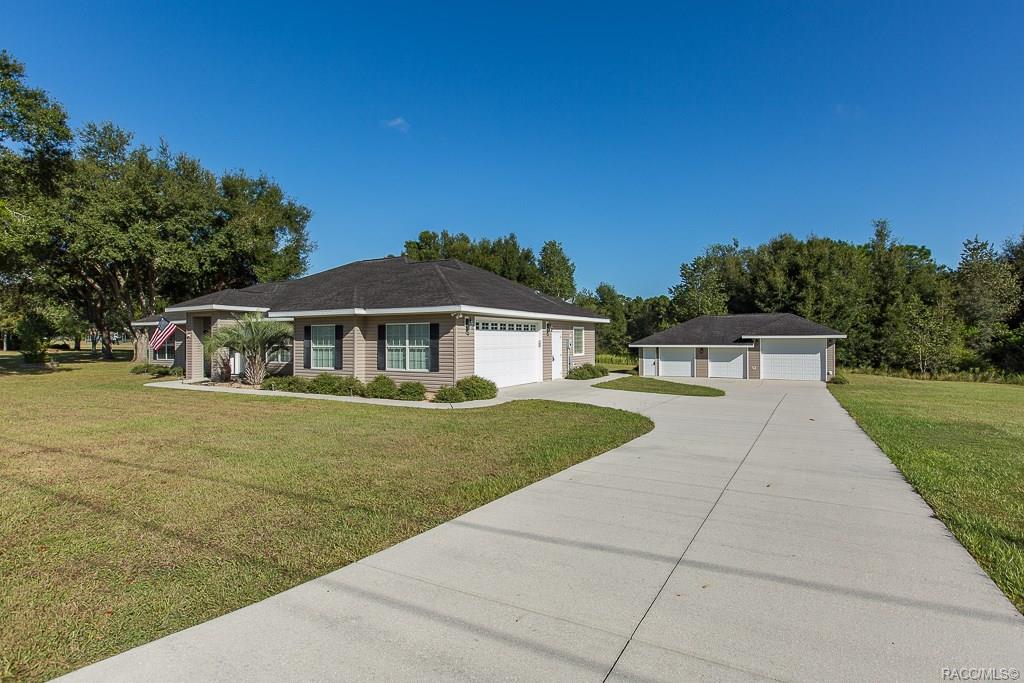 home for sale at 5503 E Bella Lane, Inverness, FL 34452 in Inverness Highlands South