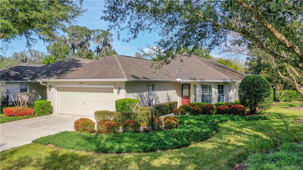 home for sale at 6588 W Cannondale Drive, Crystal River, FL 34429 in Meadowcrest - Fox Hollow