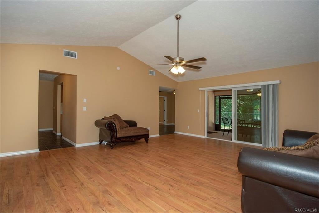 home for sale at 6226 W Pinedale Circle, Crystal River, FL 34429 in Connell Heights