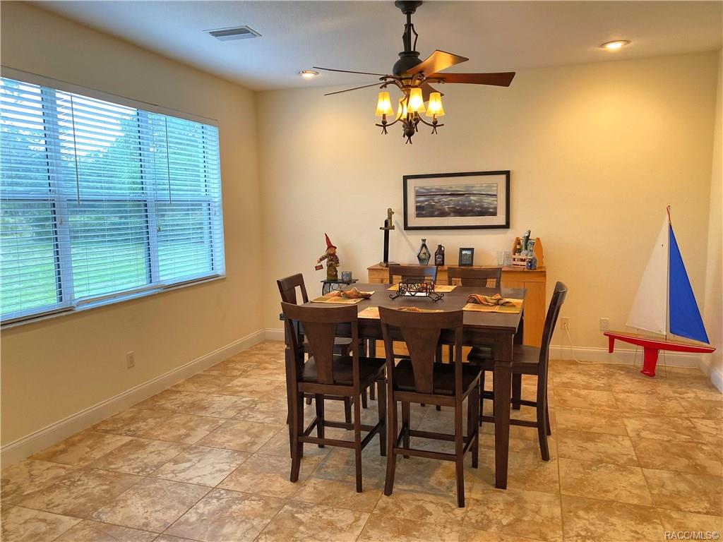 home for sale at 5322 W Vanilla Loop, Homosassa, FL 34448 in Cinnamon Ridge