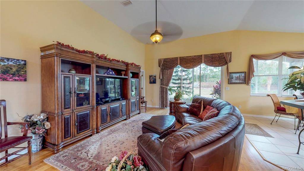 home for sale at 1215 N Hunt Club Drive, Hernando, FL 34442 in Citrus Hills - Terra Vista