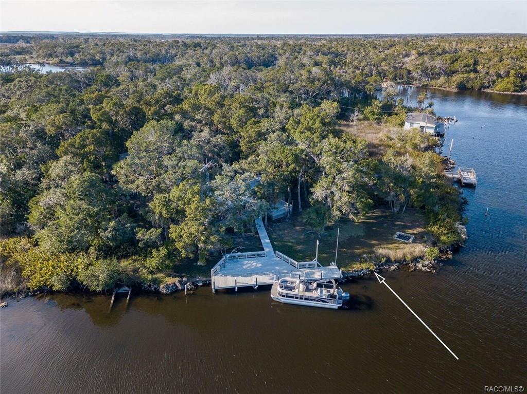 home for sale at 5839 S Hellgate Island, Homosassa, FL 34448 in Homosassa Cos Sub