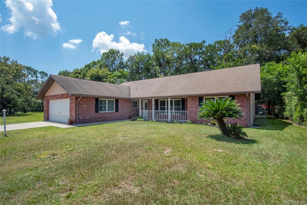 home for sale at 6226 W Pinedale Circle, Crystal River, FL 34429 in Connell Heights