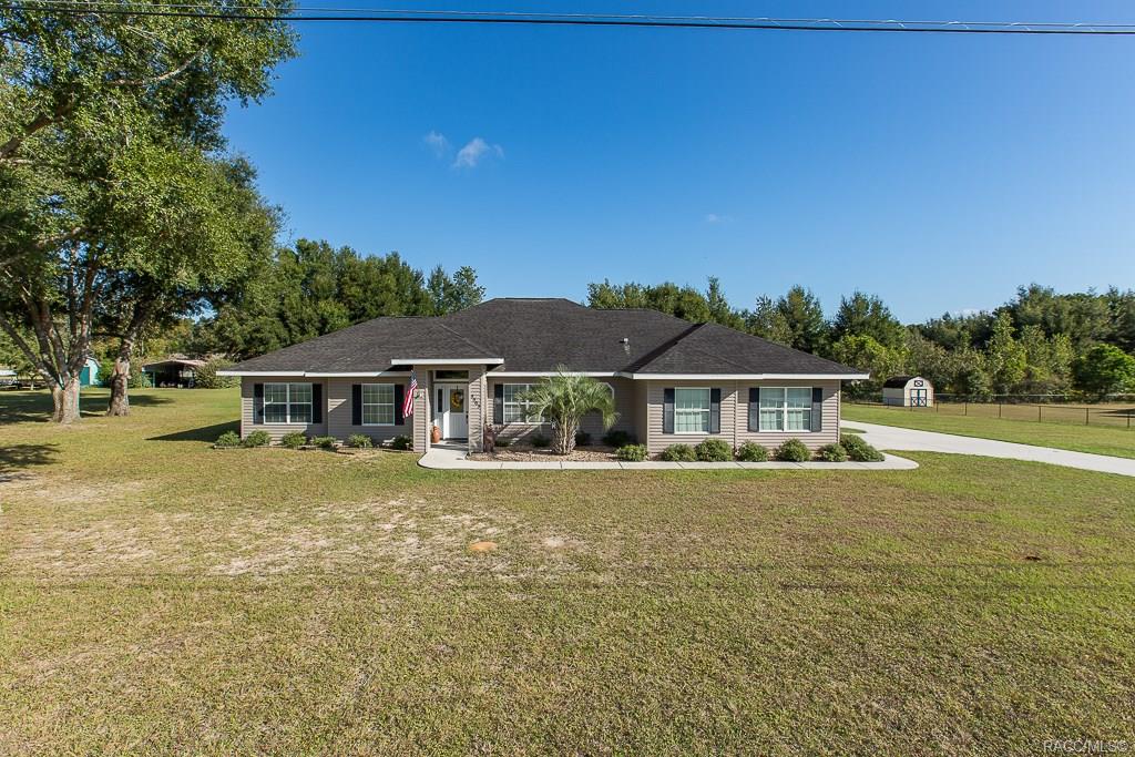 home for sale at 5503 E Bella Lane, Inverness, FL 34452 in Inverness Highlands South