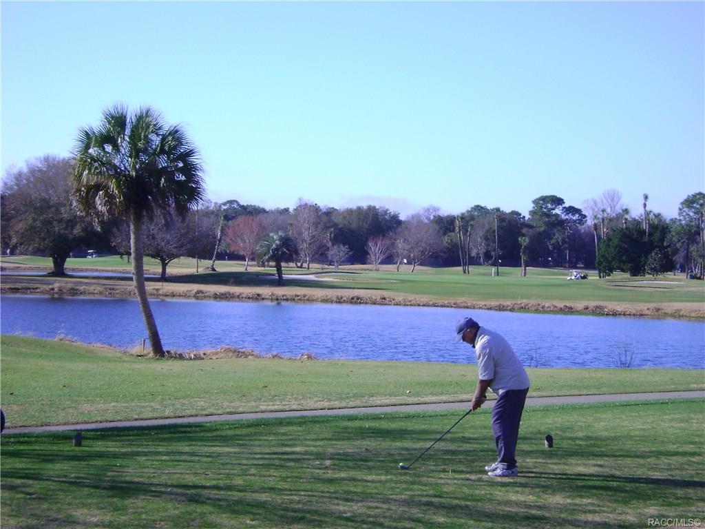 home for sale at 1508 N Foxboro Loop, Crystal River, FL 34429 in Meadowcrest - Fairmont Village