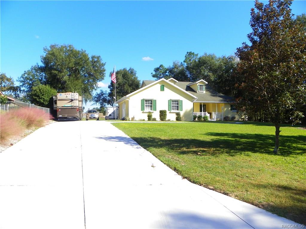 home for sale at 3367 S Oakdale Terrace, Inverness, FL 34452 in Inverness Highlands West