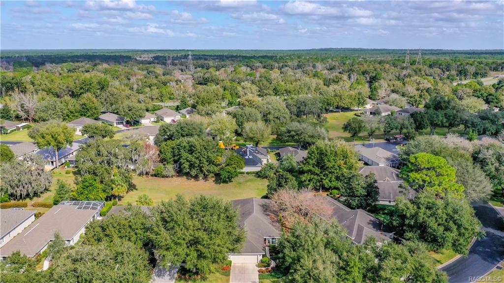 home for sale at 6588 W Cannondale Drive, Crystal River, FL 34429 in Meadowcrest - Fox Hollow