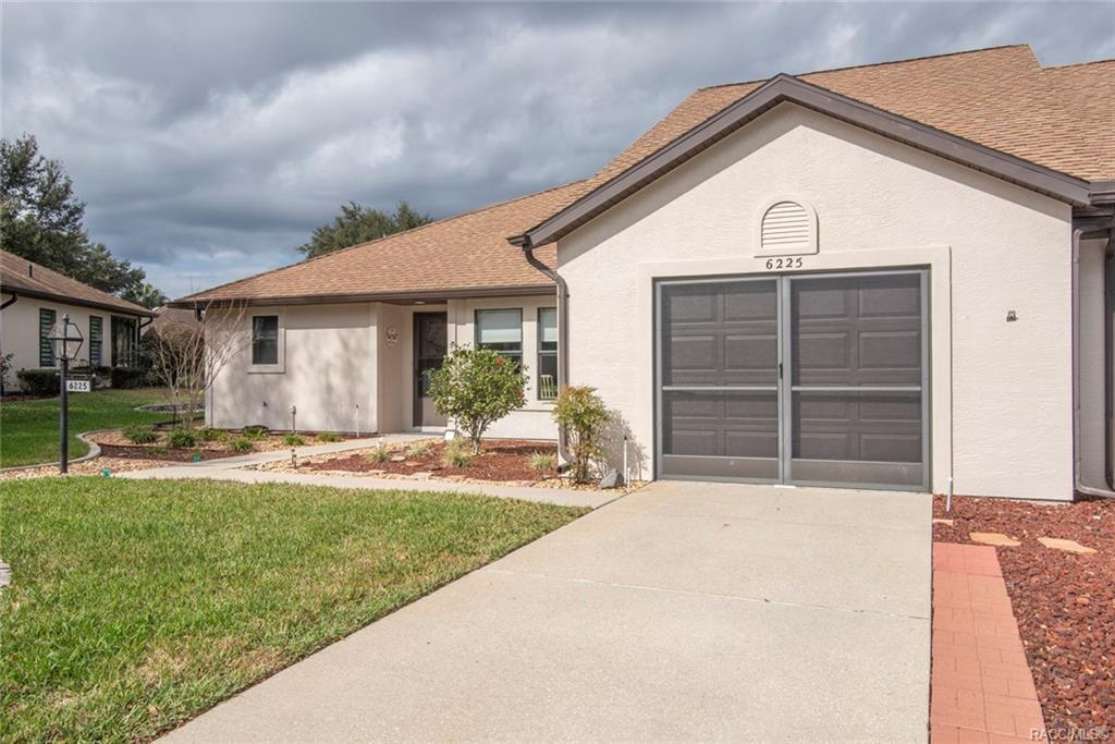 home for sale at 6225 W Lexington Drive, Crystal River, FL 34429 in Meadowcrest - Pinehurst