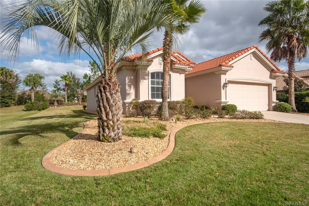 home for sale at 1215 N Hunt Club Drive, Hernando, FL 34442 in Citrus Hills - Terra Vista