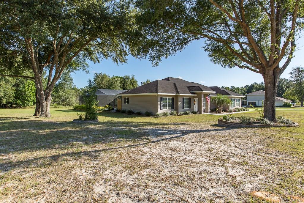 home for sale at 5503 E Bella Lane, Inverness, FL 34452 in Inverness Highlands South