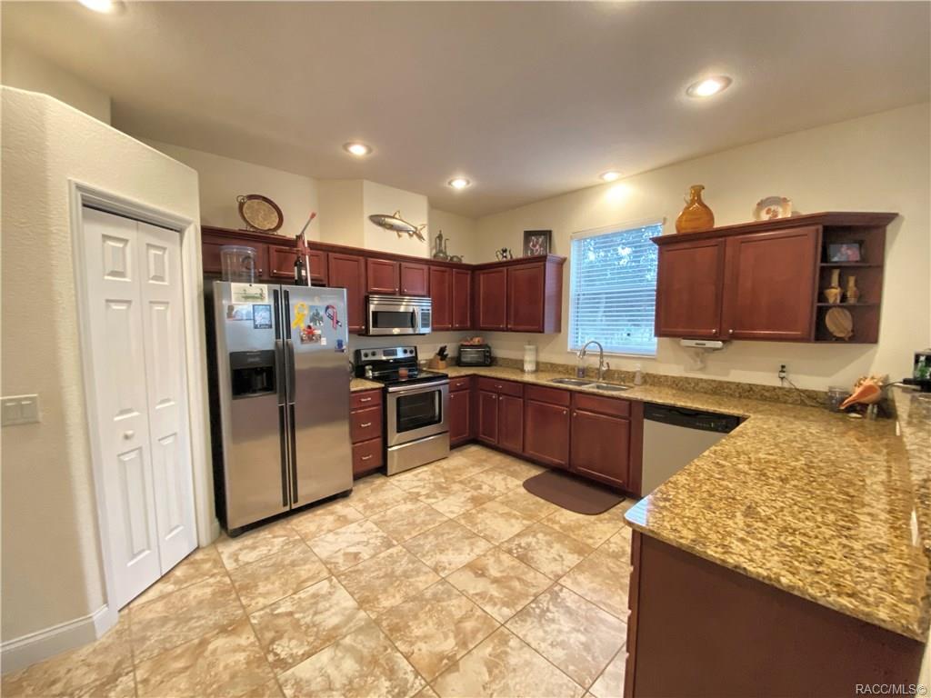 home for sale at 5322 W Vanilla Loop, Homosassa, FL 34448 in Cinnamon Ridge